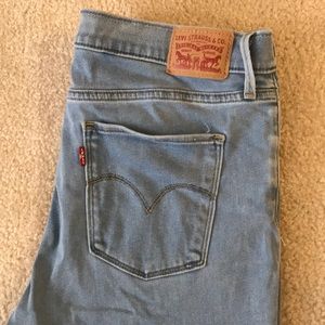 Levi’s 720 high rise skinny jeans